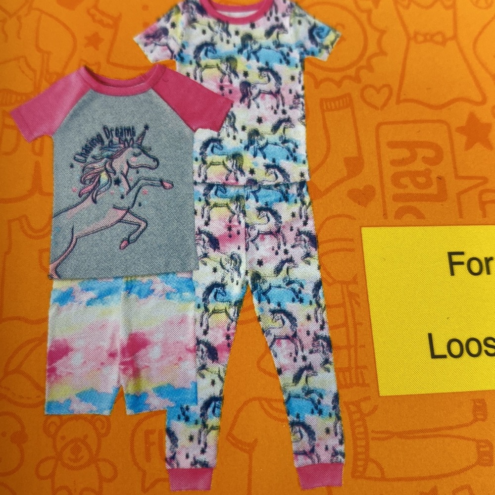4 piece girls pajama set size 4T, 2 fun tie dye colors unicorn designs NWT